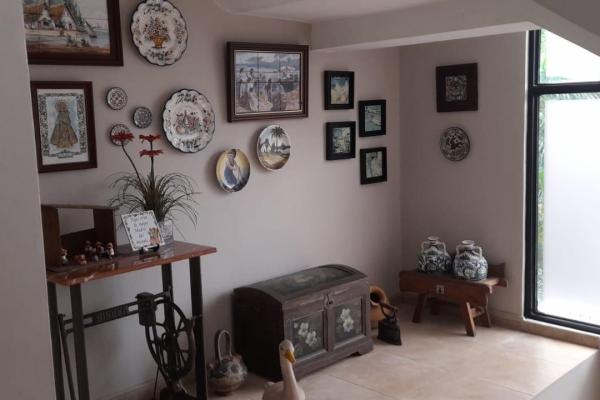 House for sale in el carmen, three levels