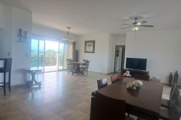 Apartamento de 4 habitaciones en edificio ph el alcazar, en coronado golf