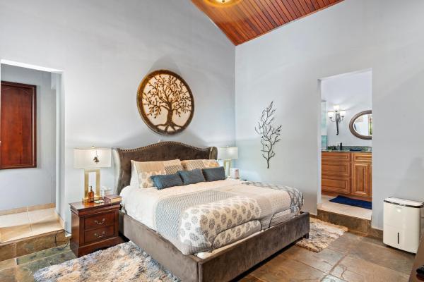Elegante casa estilo colonial en valle escondido boquete