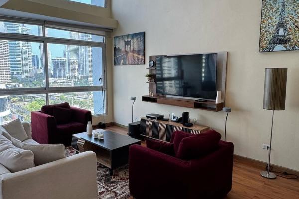 Se vende apto estilo loft en bayfront