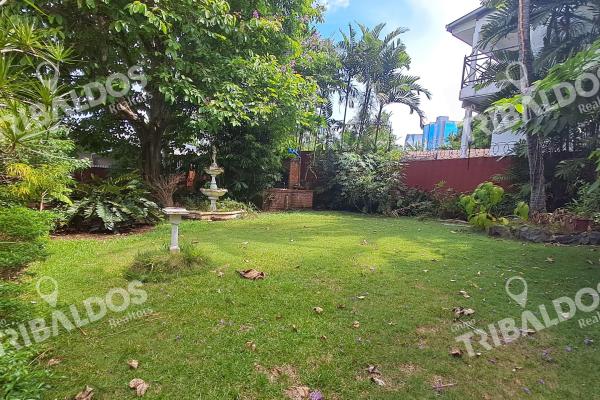 Venta de casa con uso comercial en san francisco