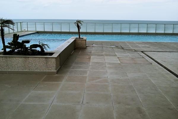 Venta de penthouse en gorgona, ph royal palm