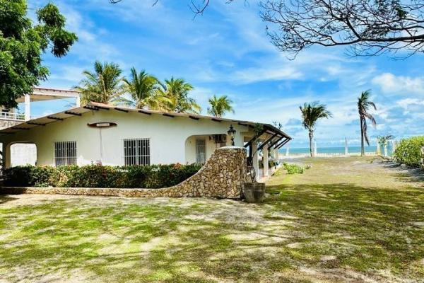 Investment opportunity: oceanfront house