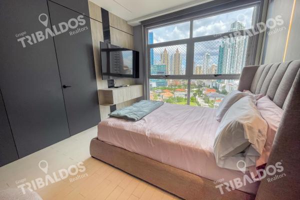 Venta de apartamento remodelado en p.h q tower, punta pacifica