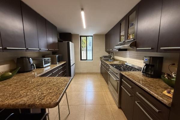 Venta de casa en obarrio, la manzana de obarrio bella vista, obarrio