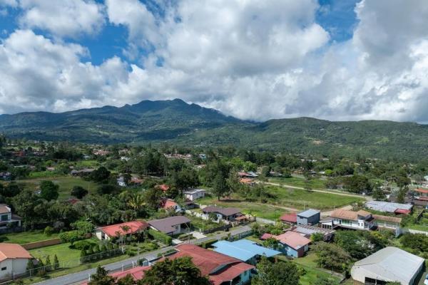Contemporary home for sale in alto boquete