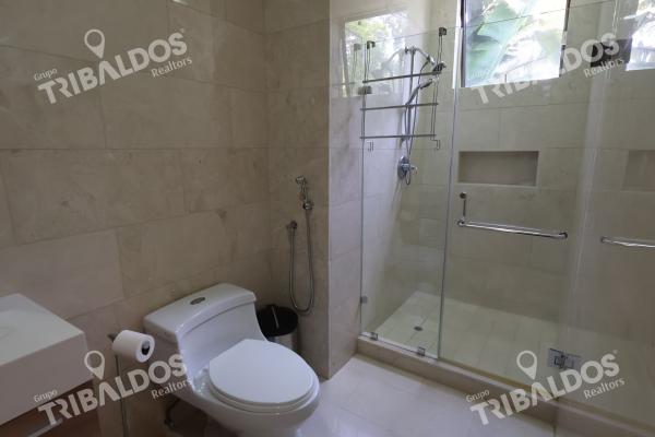 Alquiler de casa en altos del golf