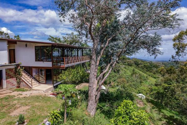 Airbnb-style property with 4 studios in palmira