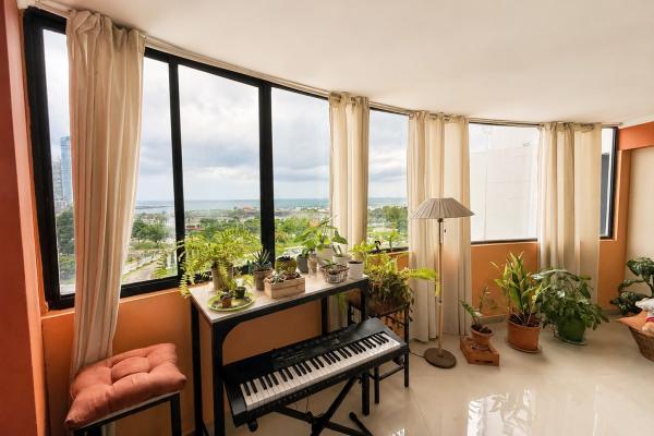 Alquiler de apartamento con vista al mar en ave. balboa