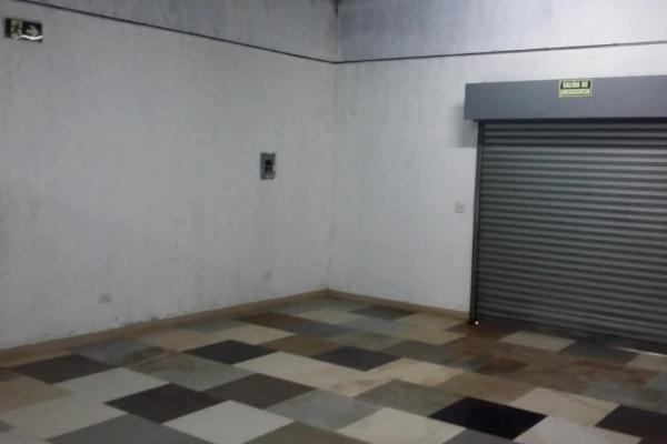 Ollas abajo plaza comercial en venta