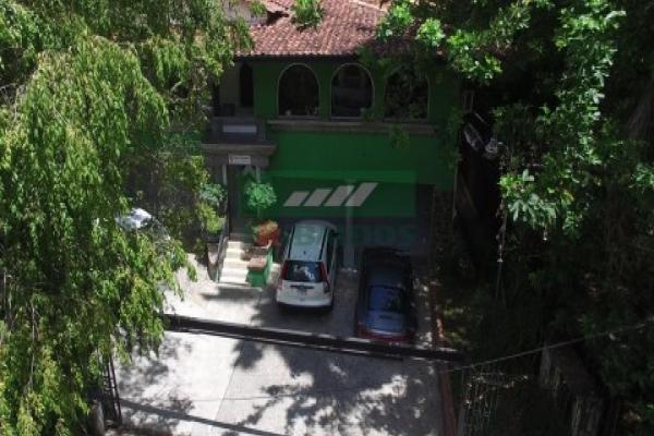 Venta de casa comercial en bella vista