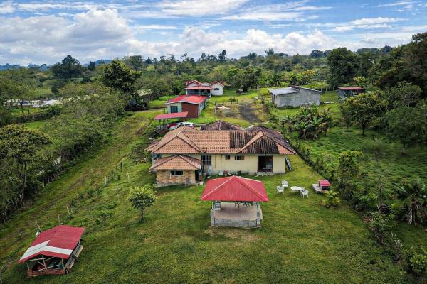 Chiriqui panama mountain house