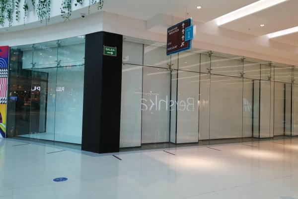 Local en alta plaza mall
