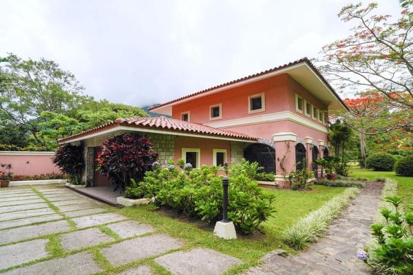 House for sale in el valle de anton