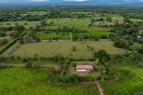 Prime flat land for sale in cochea abajo, david