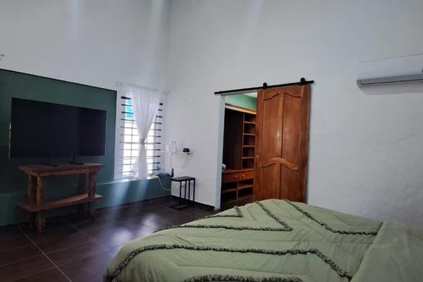 4 bedroom house with private pool and jacuzzi