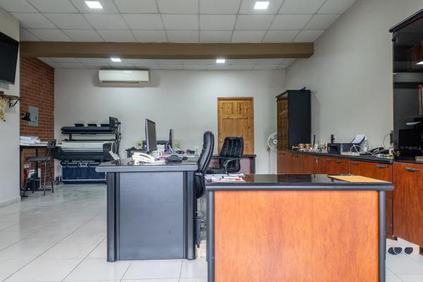 Commercial building for sale in downtown david