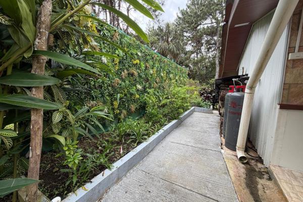 Se vende casa en altos de cerro azul