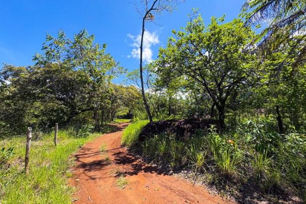 Amplio terreno de 59.086 m² en síndigo, caldera