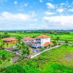 3 story beachfront house in la barqueta alanje