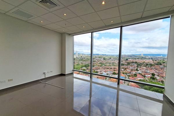 Venta de oficina en torre aseguradora ancón, costa del este