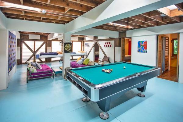 Panama rainforest home with pool in gamboa