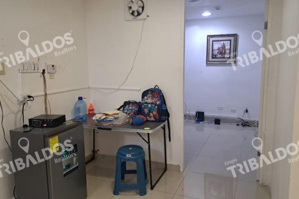 Venta de local comercial con mezzanine en los andes mall