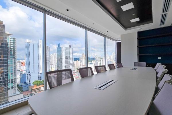 Oficina amoblada moderna en sortis - 285 m2