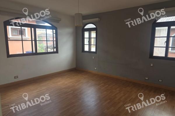 Sale of house in el doral