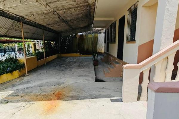 Se vende casa comercial en rio abajo