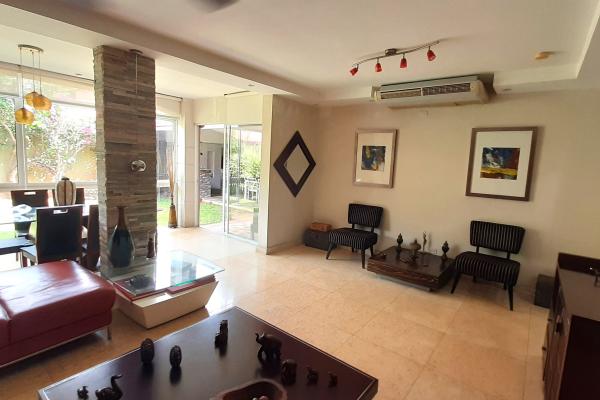 Venta de casa en ph versalles 1, juan díaz