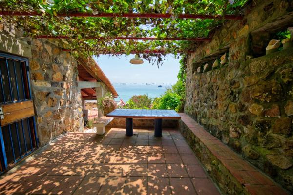 Taboga island investment opportunity