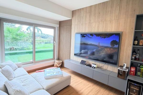 Ground floor apartment in playa escondida, colón