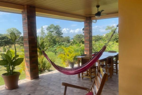 Summer home 15 minutes from rio hato and 10 minute