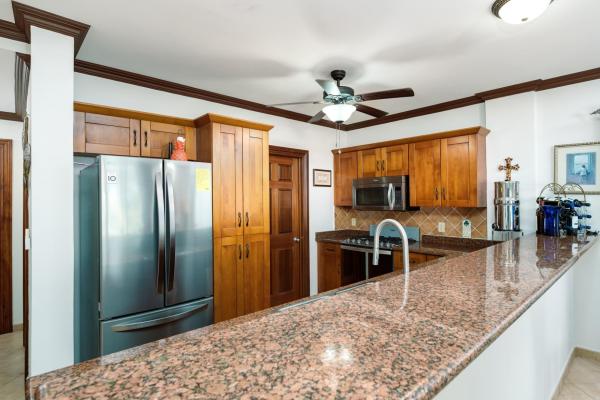 Stunning townhome in boquete canyon village
