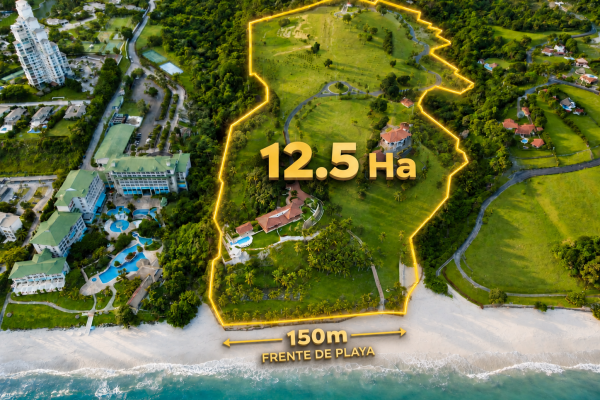 Terreno para desarrollo al lado del hotel gran evenia bijao, frente al mar