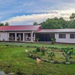 Riverfront home with greenhouse in dos rios