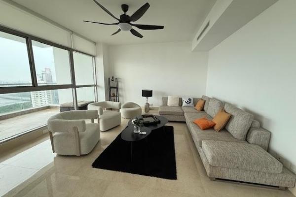 Furnished apartment for rent / ph paramount