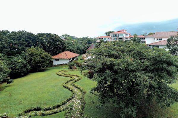 Venta de apartamento amoblado en ph punta barco village
