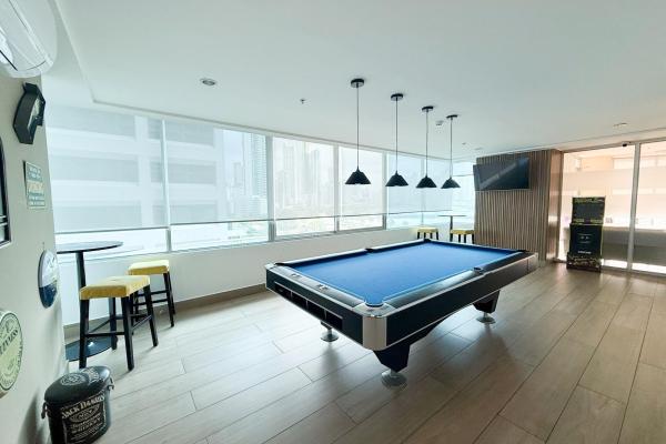 Two level ocean view condo in sky