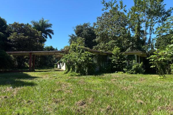 Venta de propiedad, terreno en coronado