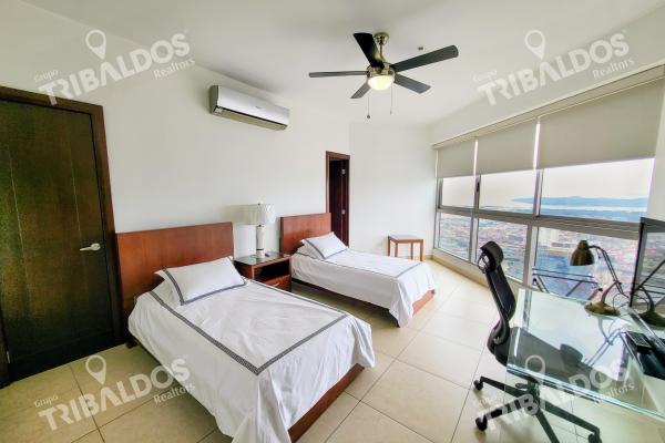 Venta de apartamento en ph rivage, avenida balboa
