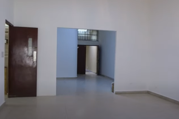 Alquiler de casa comercial en marbella