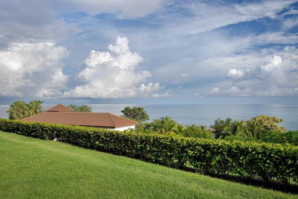 2-bedroom luxury condo for sale in ensenada