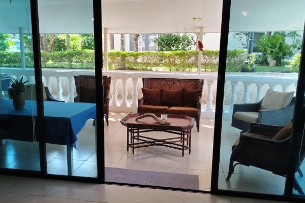 Apartamento planta baja de 2 dormitorios en coronado country club