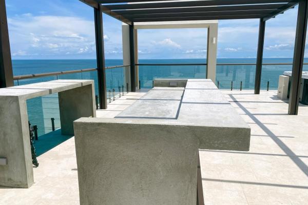 Apartamento frente a la playa en playa caracol, panamá.