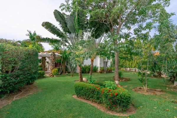 Beach hous in punta barco resort – near coronado