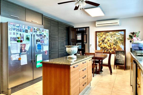 Apartment for sale in ph ten tower costa del este