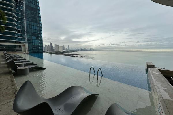 Se vende apartamento en punta pacifica