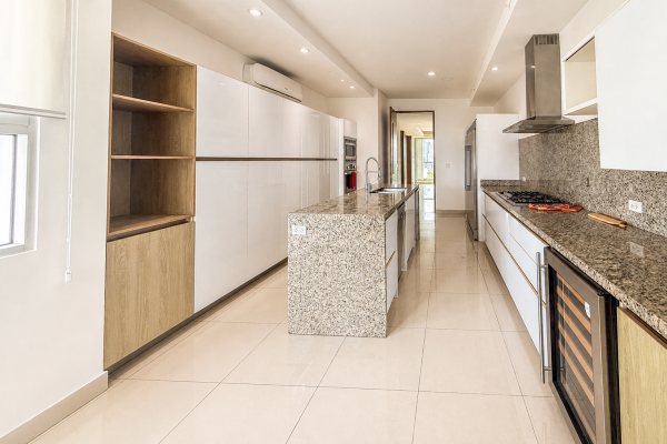 Venta de apartamento en ph aria, costa del este